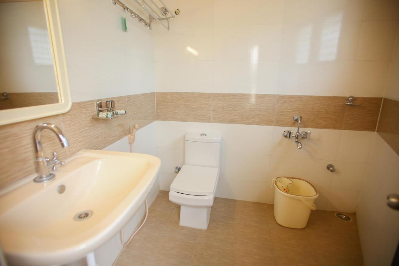 Raj Residency Salem Lägenhet Exteriör bild